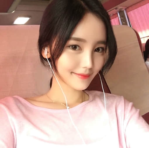 qq空间悲伤说说心情短语