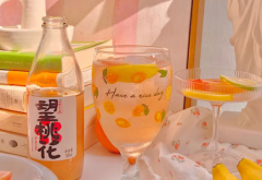 简单干净致自己的句子(简单干净的文案)